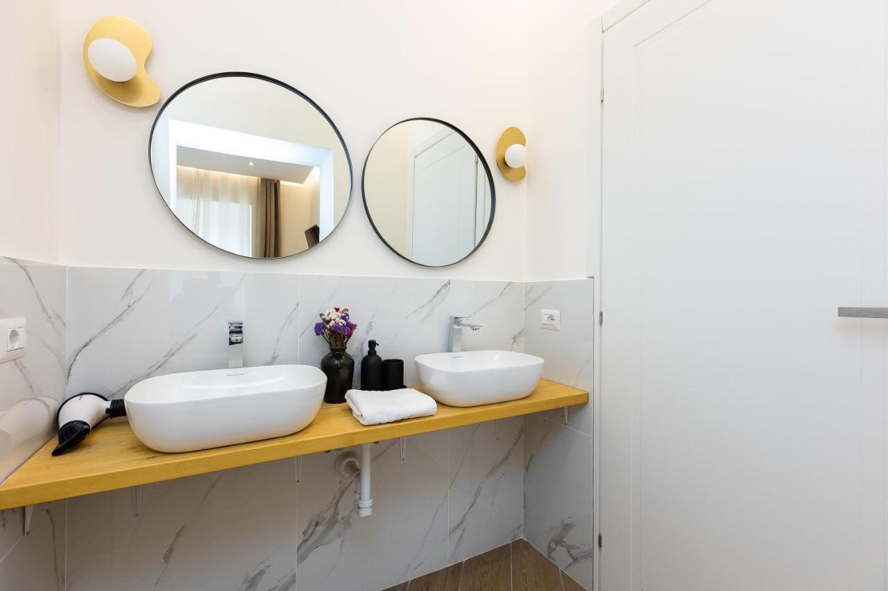 Colosseum Boutique Apartment Rome Exterior photo